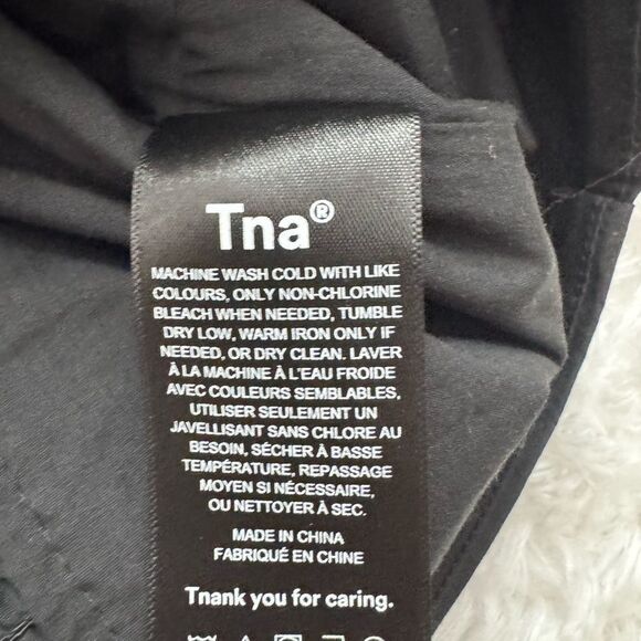 Aritzia Sunday Best Martine Crop Top - Picture 4 of 10